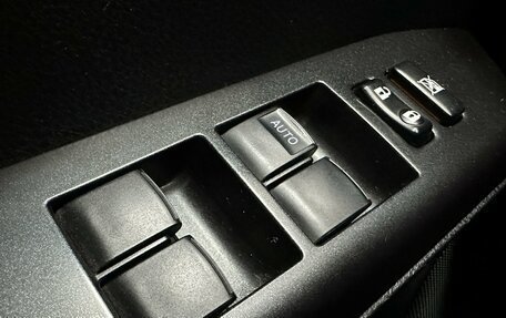 Toyota RAV4, 2016 год, 2 340 000 рублей, 19 фотография