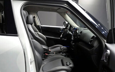 MINI Countryman II (F60), 2021 год, 1 890 000 рублей, 8 фотография