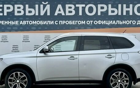 Mitsubishi Outlander III рестайлинг 3, 2014 год, 1 499 000 рублей, 8 фотография