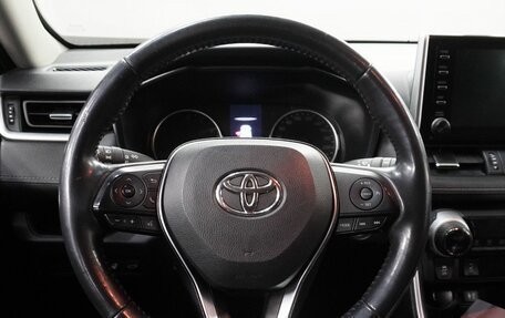 Toyota RAV4, 2020 год, 3 012 000 рублей, 13 фотография