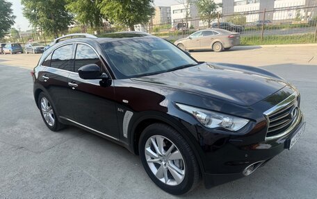 Infiniti QX70, 2016 год, 2 450 000 рублей, 2 фотография