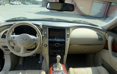 Infiniti QX70, 2016 год, 2 450 000 рублей, 10 фотография