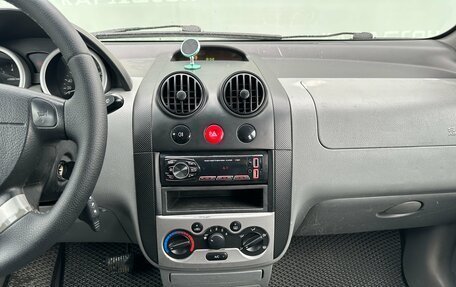 Chevrolet Aveo III, 2004 год, 369 000 рублей, 10 фотография