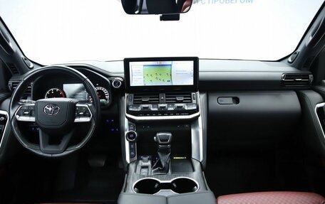 Toyota Land Cruiser, 2021 год, 12 200 000 рублей, 12 фотография