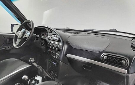 Chevrolet Niva I рестайлинг, 2016 год, 670 000 рублей, 13 фотография
