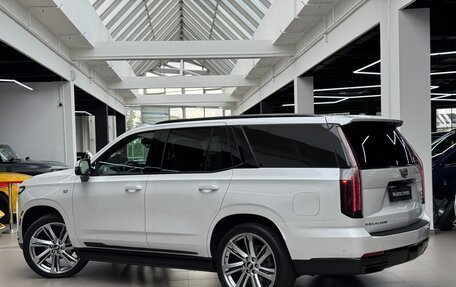 Cadillac Escalade V, 2024 год, 16 990 000 рублей, 4 фотография