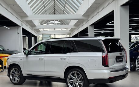 Cadillac Escalade V, 2024 год, 16 990 000 рублей, 12 фотография