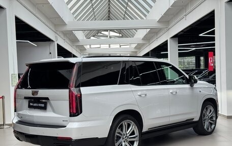 Cadillac Escalade V, 2024 год, 16 990 000 рублей, 10 фотография