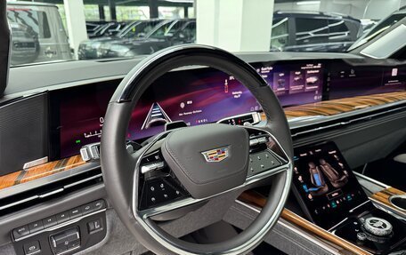 Cadillac Escalade V, 2024 год, 16 990 000 рублей, 17 фотография