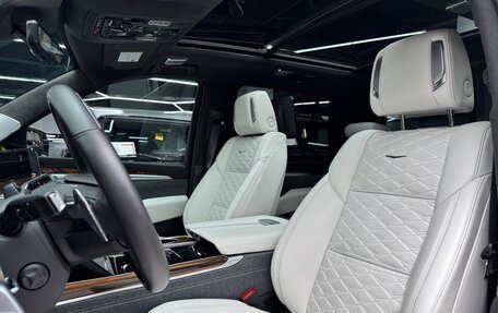 Cadillac Escalade V, 2024 год, 16 990 000 рублей, 19 фотография
