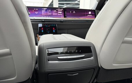 Cadillac Escalade V, 2024 год, 16 990 000 рублей, 25 фотография