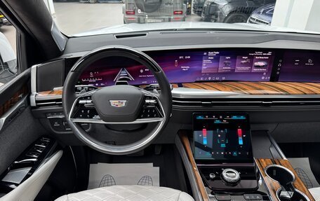 Cadillac Escalade V, 2024 год, 16 990 000 рублей, 29 фотография