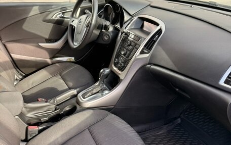 Opel Astra J, 2011 год, 620 000 рублей, 5 фотография