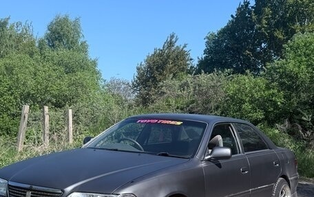 Toyota Mark II VIII (X100), 2000 год, 900 000 рублей, 3 фотография