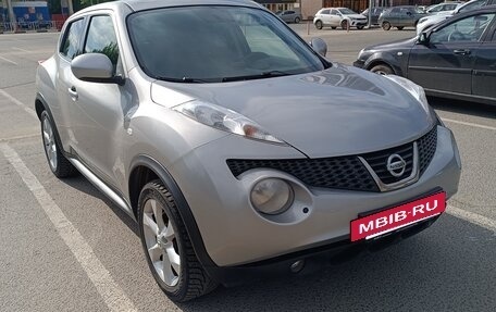 Nissan Juke II, 2011 год, 880 000 рублей, 2 фотография