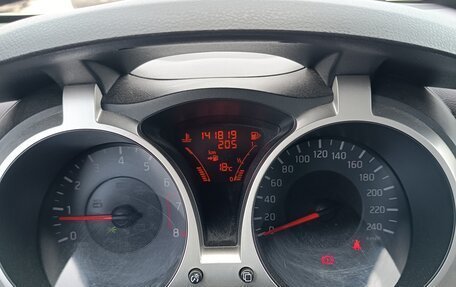 Nissan Juke II, 2011 год, 880 000 рублей, 7 фотография