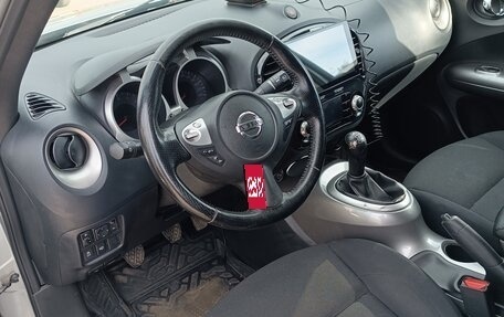 Nissan Juke II, 2011 год, 880 000 рублей, 6 фотография