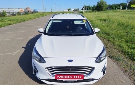 Ford Focus IV, 2019 год, 1 450 000 рублей, 2 фотография