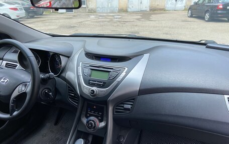Hyundai Elantra V, 2012 год, 1 090 000 рублей, 30 фотография