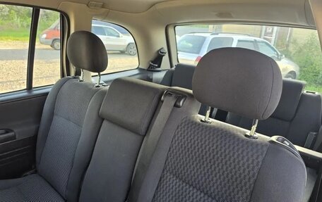Opel Zafira A рестайлинг, 2003 год, 499 000 рублей, 14 фотография
