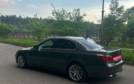 BMW 5 серия, 2004 год, 950 000 рублей, 2 фотография