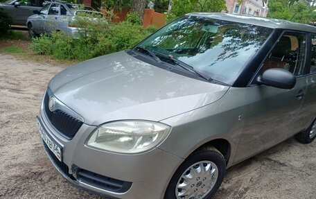 Skoda Fabia II, 2007 год, 345 000 рублей, 2 фотография