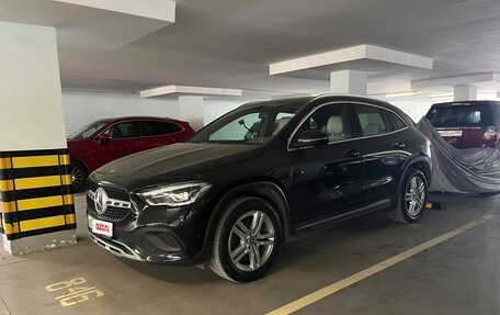Mercedes-Benz GLA, 2021 год, 3 600 000 рублей, 2 фотография