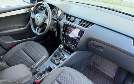 Skoda Octavia, 2017 год, 1 490 000 рублей, 9 фотография