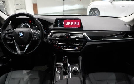 BMW 5 серия, 2018 год, 3 395 000 рублей, 20 фотография