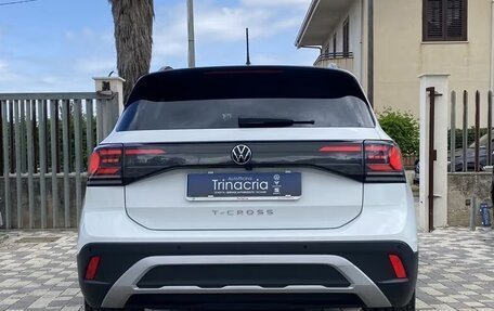 Volkswagen T-Cross I, 2024 год, 2 814 000 рублей, 5 фотография