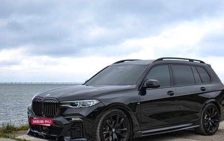 BMW X7, 2021 год, 10 500 000 рублей, 8 фотография