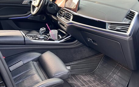 BMW X7, 2021 год, 10 500 000 рублей, 38 фотография