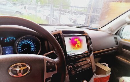 Toyota Land Cruiser 200, 2008 год, 2 600 000 рублей, 9 фотография