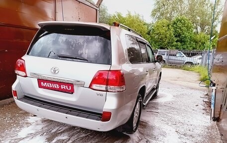 Toyota Land Cruiser 200, 2008 год, 2 600 000 рублей, 6 фотография