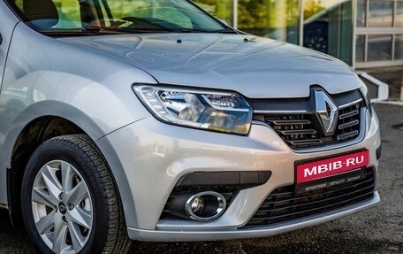 Renault Logan II, 2018 год, 1 068 000 рублей, 10 фотография