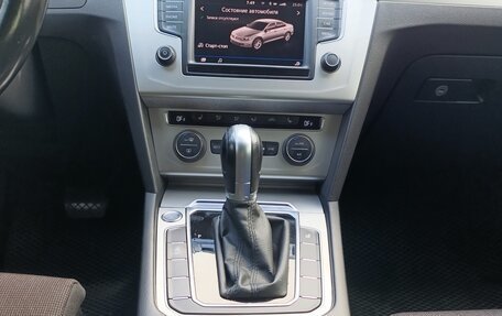 Volkswagen Passat B8 рестайлинг, 2017 год, 1 600 000 рублей, 3 фотография