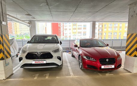 Jaguar XF I рестайлинг, 2013 год, 2 300 000 рублей, 9 фотография