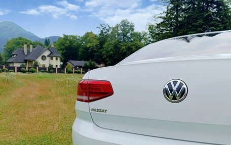 Volkswagen Passat B8 рестайлинг, 2017 год, 1 600 000 рублей, 5 фотография