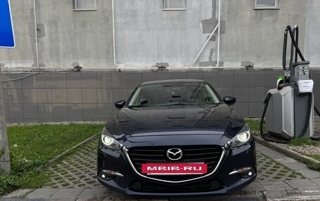 Mazda 3, 2018 год, 1 930 000 рублей, 3 фотография