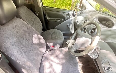 Toyota Vitz, 2000 год, 350 000 рублей, 9 фотография