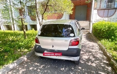 Toyota Vitz, 2000 год, 350 000 рублей, 3 фотография
