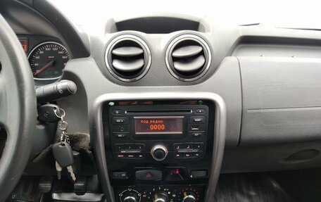 Renault Duster I рестайлинг, 2014 год, 965 000 рублей, 14 фотография