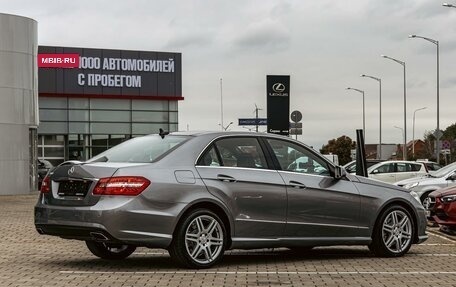 Mercedes-Benz E-Класс, 2011 год, 1 175 000 рублей, 6 фотография