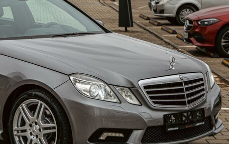 Mercedes-Benz E-Класс, 2011 год, 1 175 000 рублей, 8 фотография