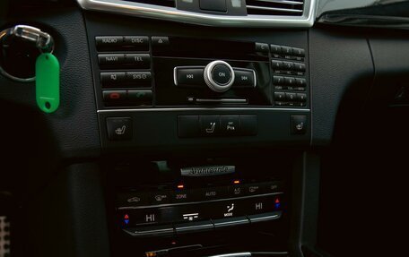 Mercedes-Benz E-Класс, 2011 год, 1 175 000 рублей, 15 фотография