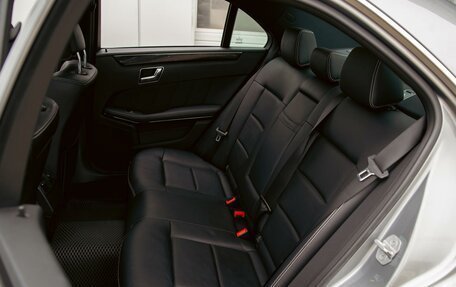 Mercedes-Benz E-Класс, 2011 год, 1 175 000 рублей, 18 фотография