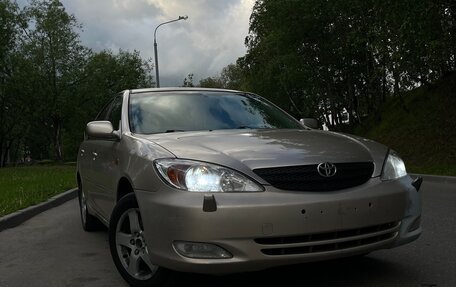 Toyota Camry V40, 2003 год, 680 000 рублей, 1 фотография