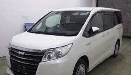 Toyota Noah III, 2015 год, 1 345 000 рублей, 1 фотография