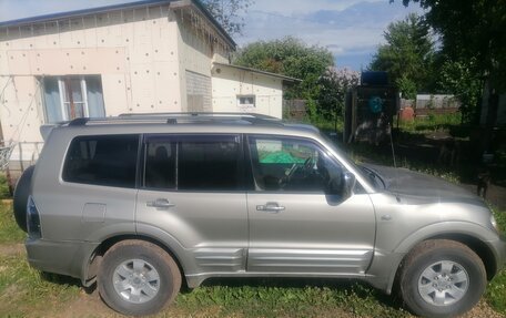 Mitsubishi Montero III, 2000 год, 700 000 рублей, 1 фотография