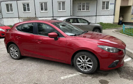 Mazda 3, 2015 год, 1 500 000 рублей, 2 фотография